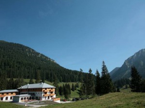 German Language School - GLS